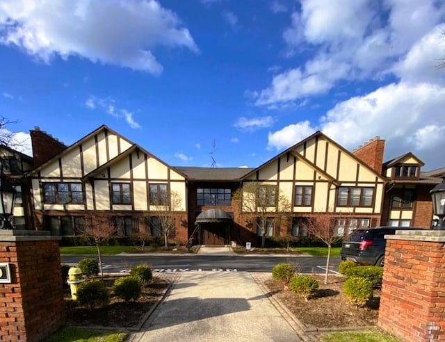 1750 Vernier Rd Unit 10, Grosse Pointe Woods, MI 48236 - view of property