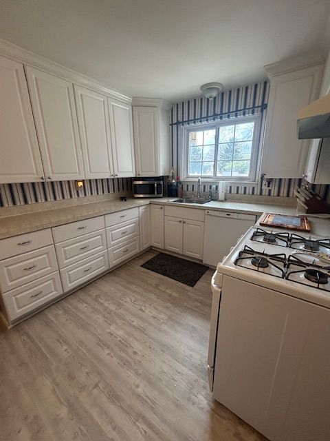 40871 Newport Dr, Plymouth, MI 48170 - photo 9