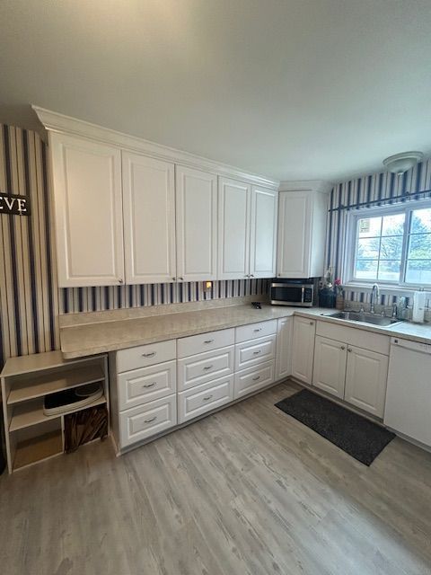40871 Newport Dr, Plymouth, MI 48170 - photo 8