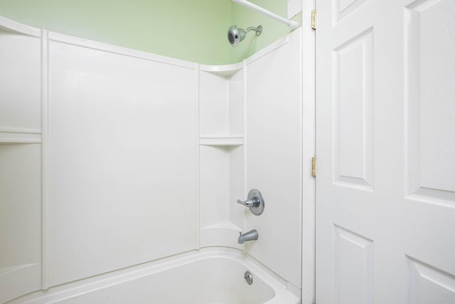 1209 Island Dr Unit 102, Ann Arbor, MI 48105 - full bath with tub / shower combination