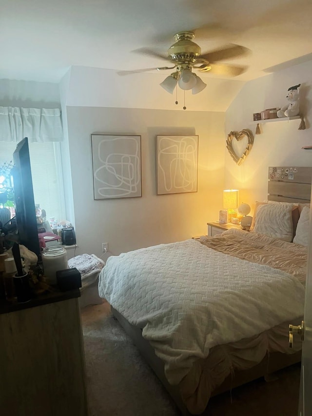 5409 N Mckinley Rd, Flushing, MI 48433 - bedroom with a ceiling fan and lofted ceiling