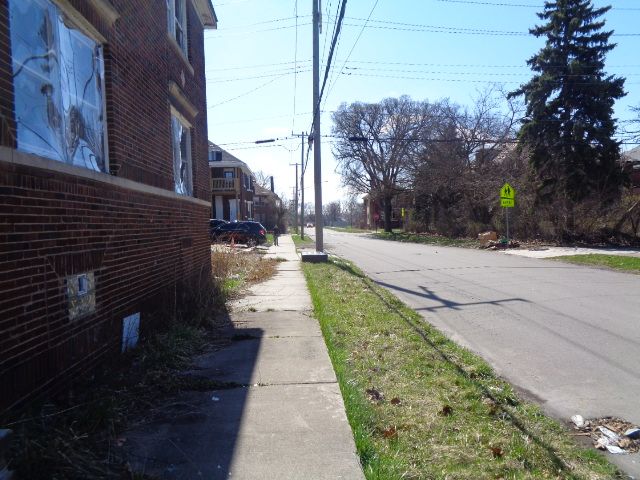 7538 Firwood St, Detroit, MI 48204 - view of road featuring sidewalks