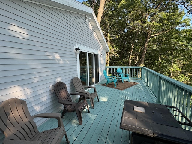 7075 N Poplar Rd, Michigan, MI 49411 - view of wooden terrace