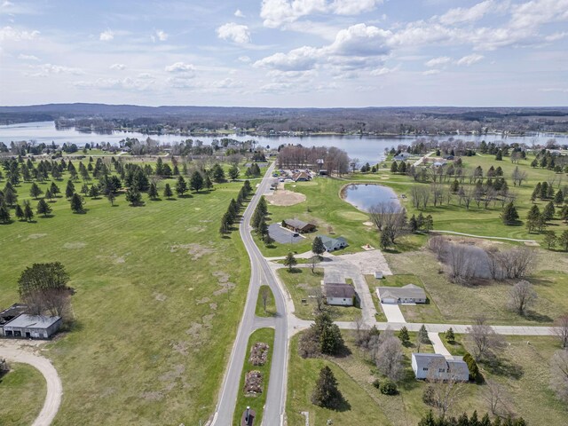 753 W School Rd, Weidman, MI 48893