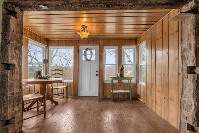 6357 Baldwin Rd, Swartz Creek, MI 48473 - sunroom featuring a wealth of natural light