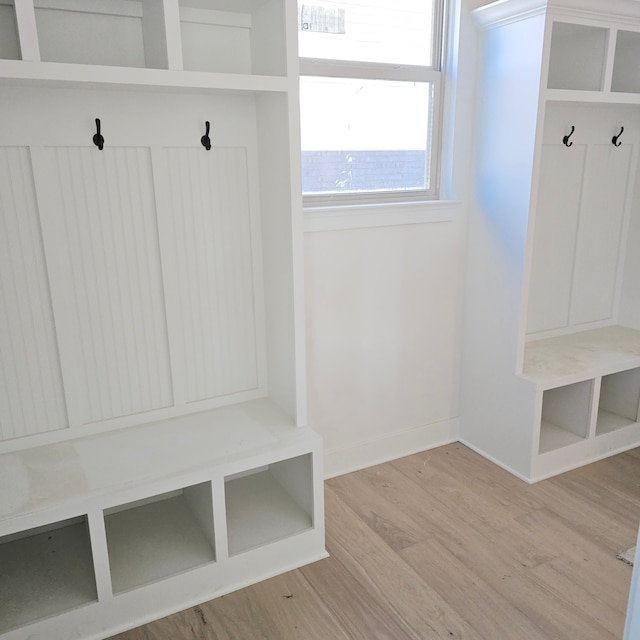18468 Stallmann Dr, Macomb, MI 48042 - mudroom featuring wood finished floors and baseboards