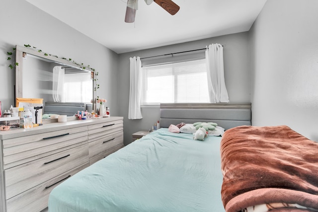 bedroom featuring ceiling fan