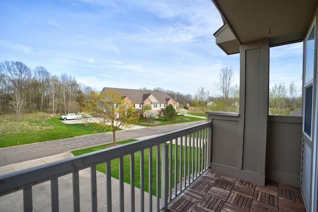 10025 Sunrise Dr, Grand Blanc, MI 48439 - balcony featuring a residential view
