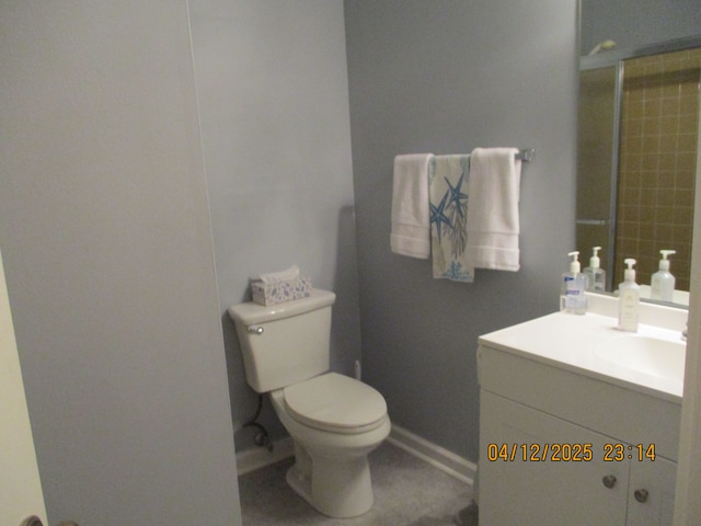14879 Riverside St, Livonia, MI 48154 - bathroom with vanity and toilet