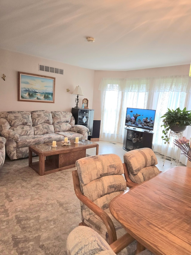 14879 Riverside St, Livonia, MI 48154 - view of living room