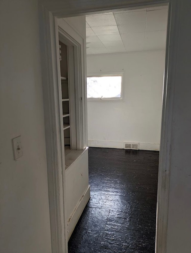 2557 Tiffin St, Flint, MI 48504 - view of hallway
