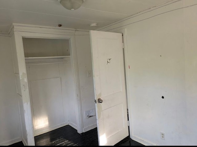 2557 Tiffin St, Flint, MI 48504 - view of closet