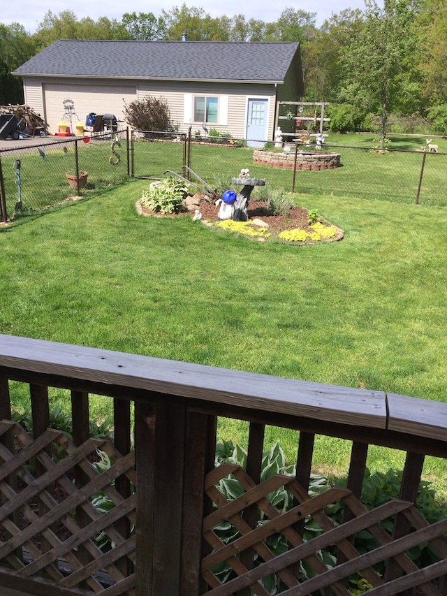 2515 N Lake Pleasant Rd, Attica, MI 48412 - view of yard