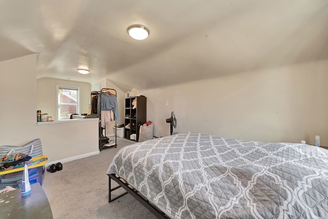 19544 Strasburg St, Detroit, MI 48205 - bedroom featuring carpet, baseboards, and vaulted ceiling