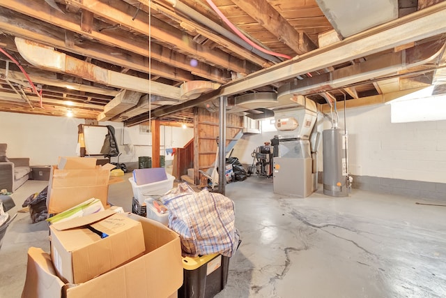 19544 Strasburg St, Detroit, MI 48205 - unfinished below grade area with water heater and heating unit