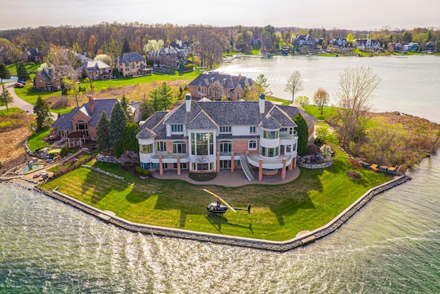 82 Chateaux Du Lac, Fenton, MI 48430 - bird's eye view featuring a water view
