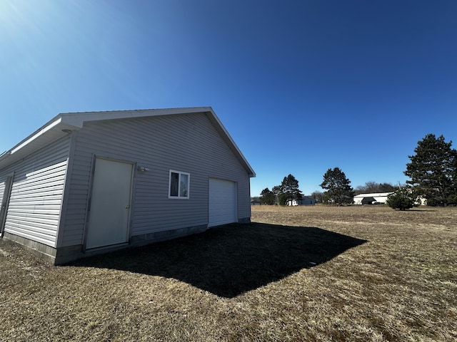 exterior space with an outbuilding