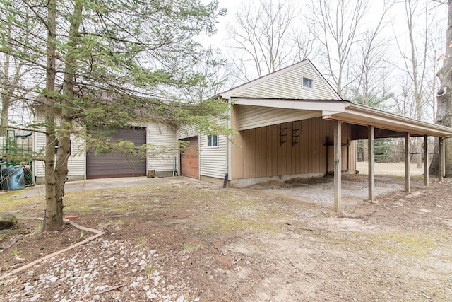 view of side of property
