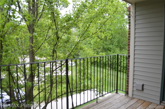12201 Pinehurst Ln, Grand Blanc, MI 48439 - view of balcony