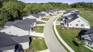 drone / aerial view with a residential view