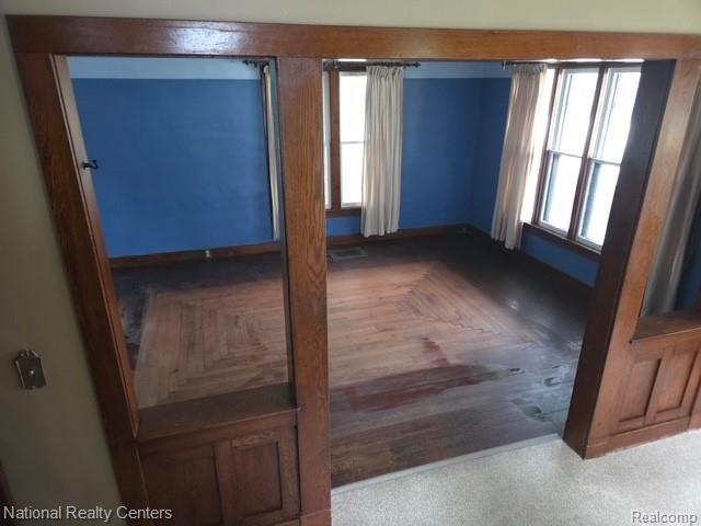 404 Main St, Fenton, MI 48430 - photo 34