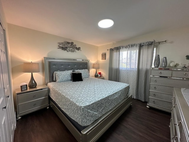 31042 Wellston Dr, Warren, MI 48093 - bedroom featuring dark wood finished floors