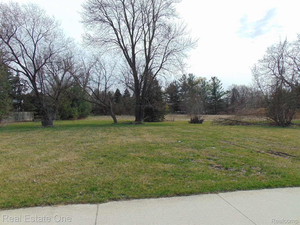 23206 21 Mile Rd, Macomb, MI 48042 - photo 1