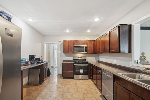 27423 W 12 Mile Rd, Farmington Hills, MI 48334 - kitchen with stainless steel appliances, recessed lighting, and a sink
