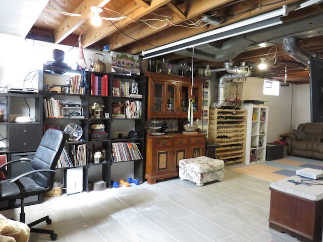 5900 Commerce Rd, West Bloomfield, MI 48324 - view of below grade area