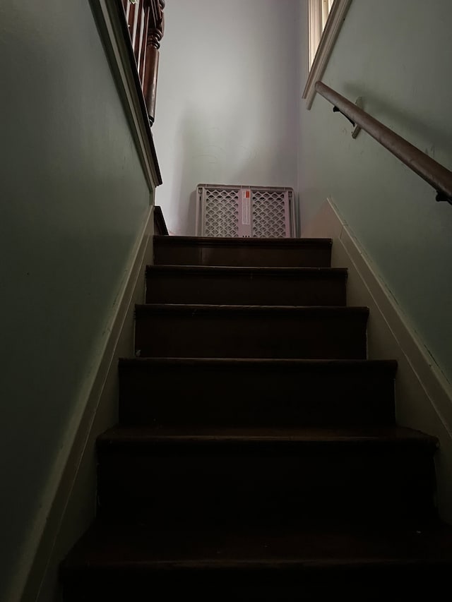 1937 Morrell St, Detroit, MI 48209 - view of stairway