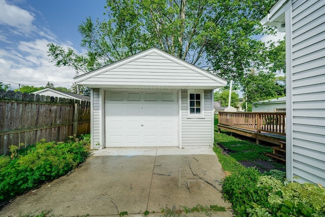 3015 N Wilson Ave, Royal Oak, MI 48073 - detached garage with driveway and fence
