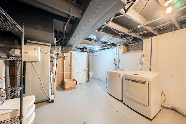 3015 N Wilson Ave, Royal Oak, MI 48073 - unfinished below grade area featuring washing machine and clothes dryer