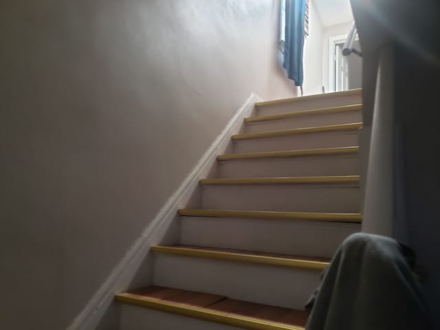 16115 Westbrook St, Detroit, MI 48219 - view of stairway