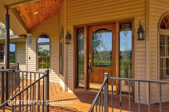 4285 N Iva Rd, Hemlock, MI 48626 - doorway to property featuring a porch