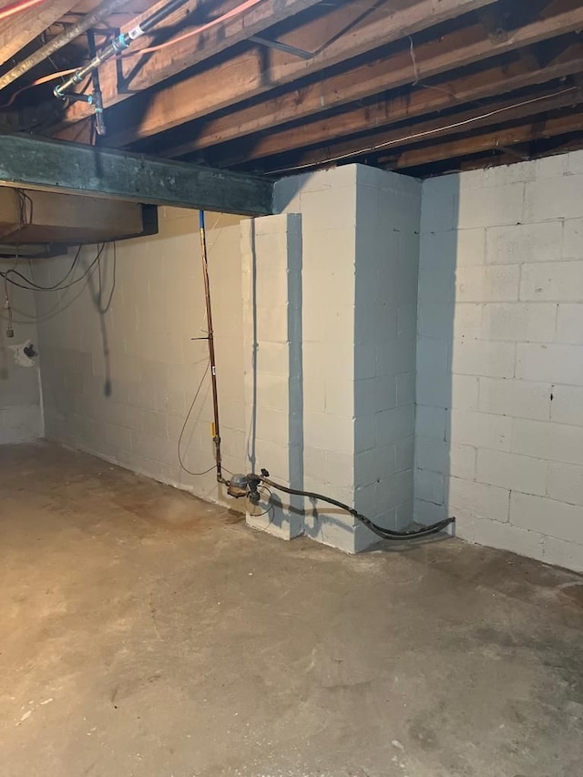view of unfinished basement