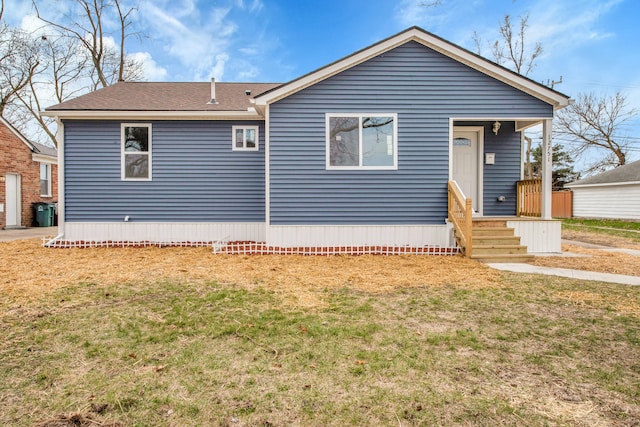 12751 Rosemary Blvd, Oak Park, MI 48237 - manufactured / mobile home with roof with shingles and a front lawn