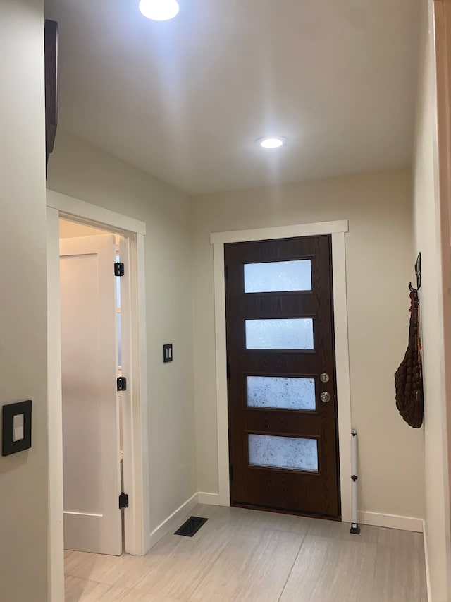 4519 Washington St, Wayne, MI 48184 - entryway with light wood-type flooring, baseboards, and recessed lighting