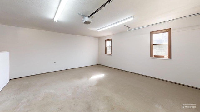 spare room featuring concrete floors