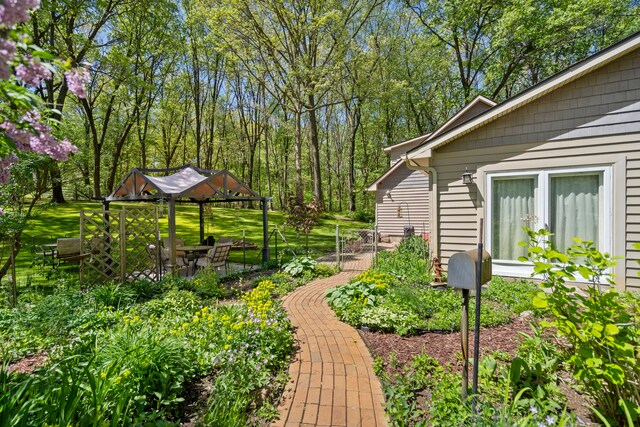 7630 Dilley Rd, Davisburg, MI 48350 - view of yard featuring a gazebo