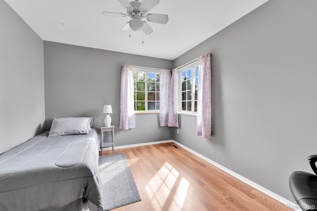 5280 Brantford, Grand Blanc, MI 48439 - bedroom with wood finished floors and a ceiling fan
