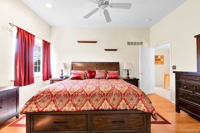 5280 Brantford, Grand Blanc, MI 48439 - bedroom with light wood-style floors, a ceiling fan, and recessed lighting