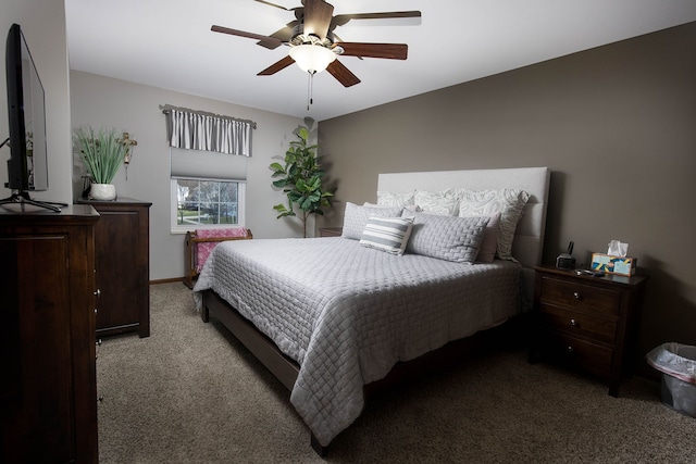 bedroom featuring carpet floors and a ceiling fan