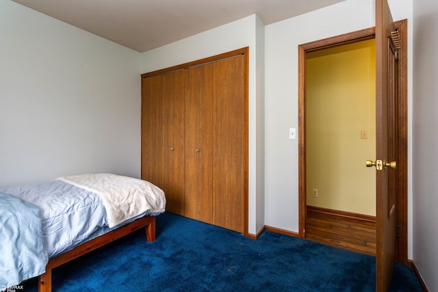 6051 Homestead Pl, Grand Blanc, MI 48439 - carpeted bedroom featuring a closet and baseboards
