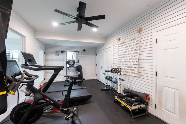 exercise room featuring a ceiling fan