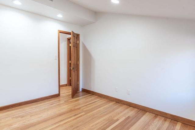 29632 Pond Ridge Rd, Farmington Hills, MI 48334 - empty room featuring baseboards, recessed lighting, and light wood finished floors