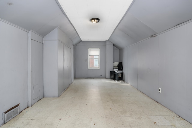 11248 Kennebec, Detroit, MI 48205 - additional living space with visible vents and lofted ceiling
