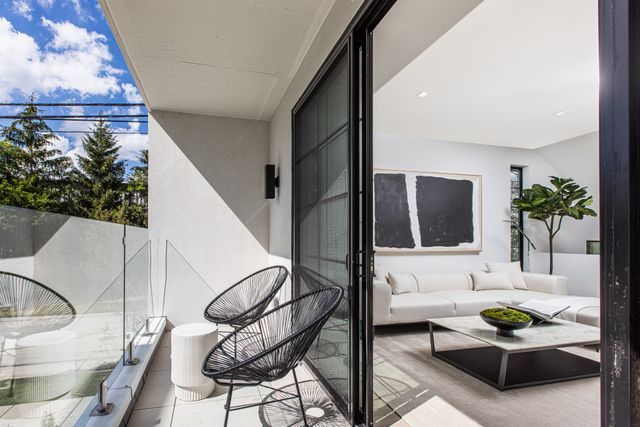 533 E Harrison Ave Unit 29, Royal Oak, MI 48067 - balcony featuring an outdoor living space