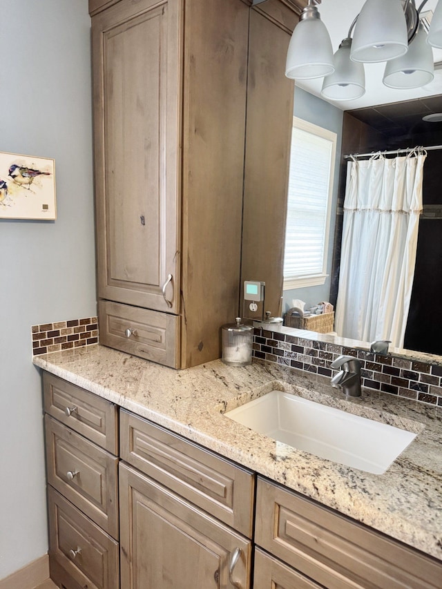12131 Brandywine Dr, Brighton, MI 48114 - full bath featuring tasteful backsplash, vanity, and a shower with curtain
