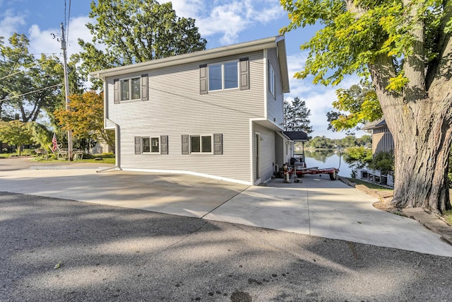 view of side of property