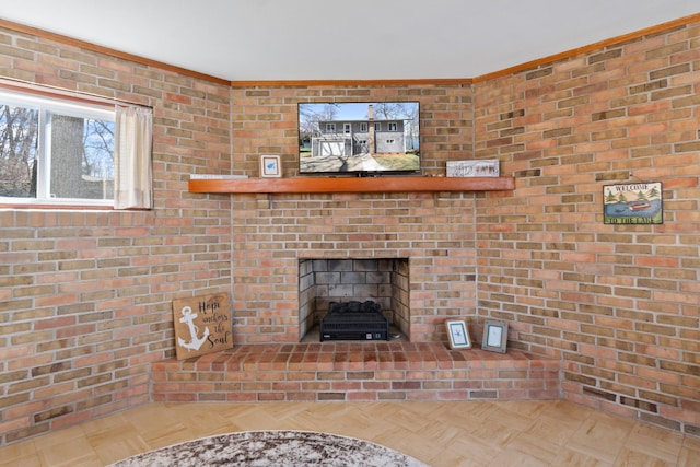 11672 Bradley Dr, Jerome, MI 49249 - unfurnished living room with crown molding
